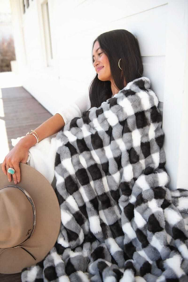 Hugs Gingham Charcoal Blanket