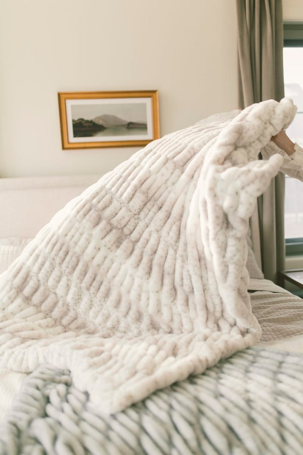 Hugs Cream Fawn Blanket